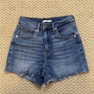 Levi “Mile high” shorts